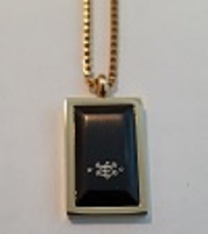 Kette mit Ringstone Symbol und Zitat, goldfarben/schwarz